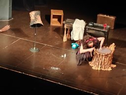 04_v_divadle_v_prachaticich