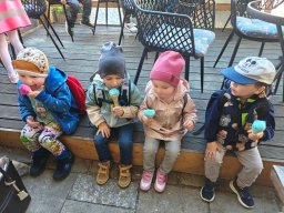 06_v_divadle_v_prachaticich