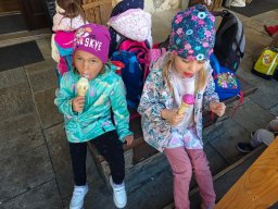 08_v_divadle_v_prachaticich