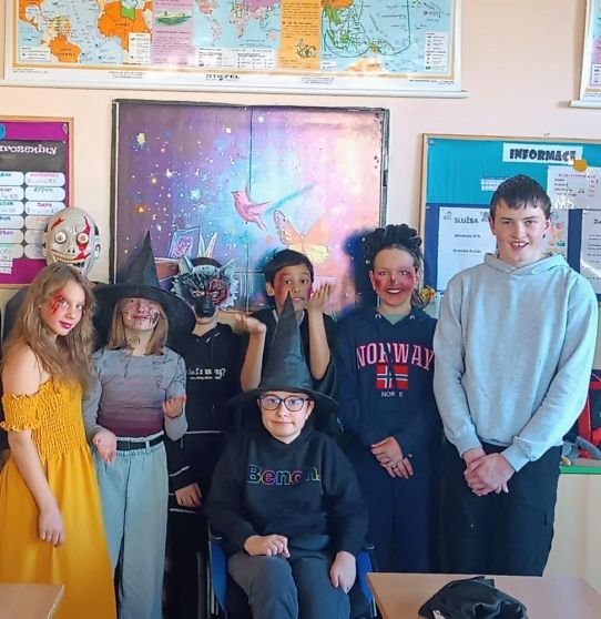 04__halloween_v_dejepise