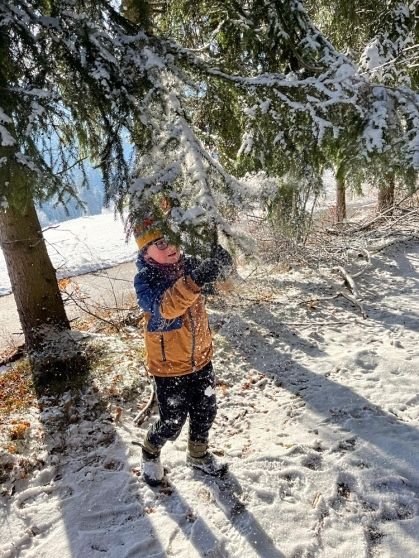 05_materinka_zamyka_les