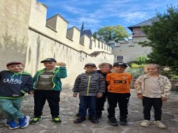 37_zacatky_prvnaku_ve_skole